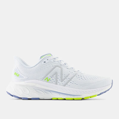 New Balance Women's 860 Shoe White