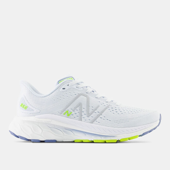 New Balance Women's 860 Shoe White New Balance Women's 860 Shoe White image number 0
