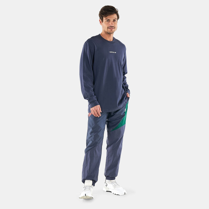 adidas Originals Men's Long Sleeve Graphic T-Shirt Blue adidas Originals Men's Long Sleeve Graphic T-Shirt Blue image number 2