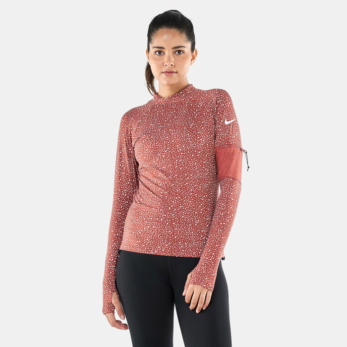 Nike Swim Women's Water Dots Long Sleeve Rashguard Red Nike Swim Women's Water Dots Long Sleeve Rashguard Red image number 0
