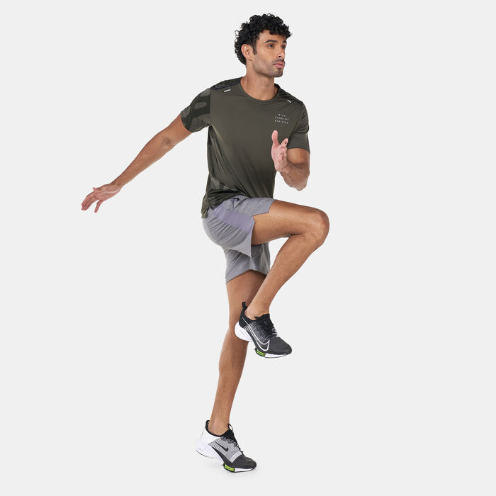 Nike Men's Dri-FIT Run Division Rise 365 Running T-Shirt Green Nike Men's Dri-FIT Run Division Rise 365 Running T-Shirt Green image number 2