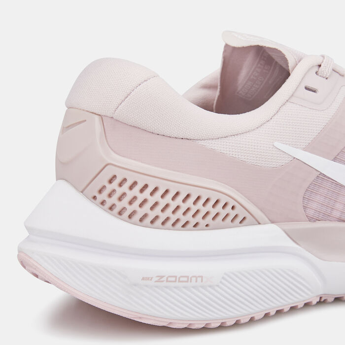 Nike Women's Air Zoom Vomero 15 Shoe Pink Nike Women's Air Zoom Vomero 15 Shoe Pink image number 4