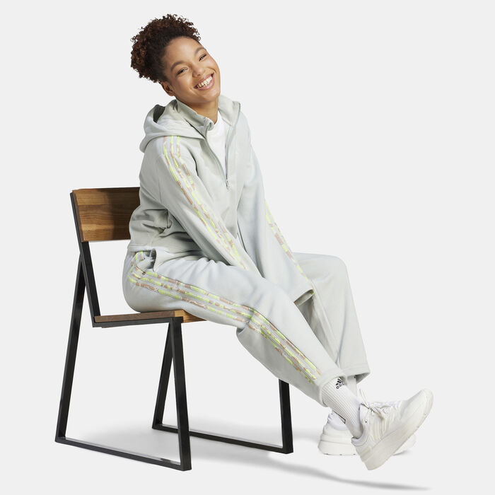 adidas Women's Floral Graphic 3-Stripes Printed Track Pants Grey adidas Women's Floral Graphic 3-Stripes Printed Track Pants Grey image number 2