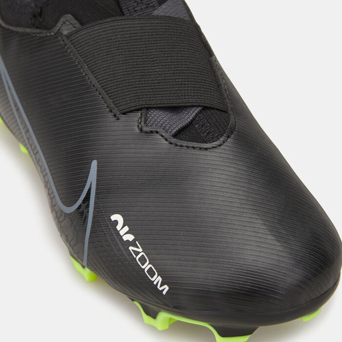 Nike Kids' Zoom Mercurial Vapor 15 Academy Multi-Ground Football Shoe (Older Kids) Black Nike Kids' Zoom Mercurial Vapor 15 Academy Multi-Ground Football Shoe (Older Kids) Black image number 4