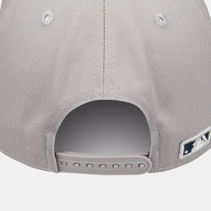 New Era Men's New York Yankees Side Patch 9FIFTY Cap Grey New Era Men's New York Yankees Side Patch 9FIFTY Cap Grey image number 1