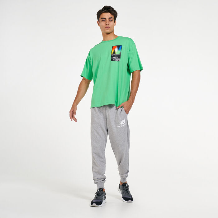 New Balance Men's Essentials Stacked Logo Sweatpants Grey New Balance Men's Essentials Stacked Logo Sweatpants Grey image number 2