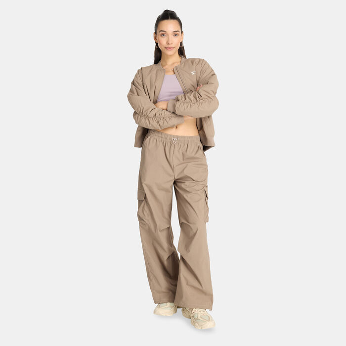 New Balance Women's Seasonal Cargo Pants Beige image number 2