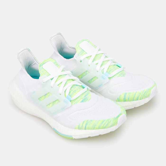 adidas Women's Ultraboost 22 Shoe White image number 1