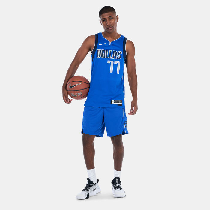 Nike Men's Dallas Mavericks Icon Edition Dri-FIT NBA Swingman Jersey - 2022/23 Blue Nike Men's Dallas Mavericks Icon Edition Dri-FIT NBA Swingman Jersey - 2022/23 Blue image number 2