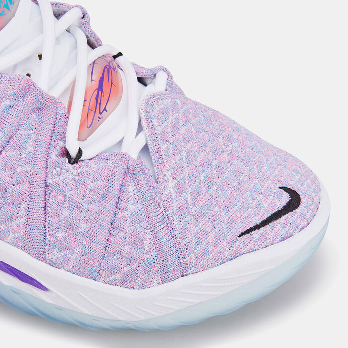 Nike Men's LeBron 18 Basketball Shoe Multi Nike Men's LeBron 18 Basketball Shoe Multi image number 4