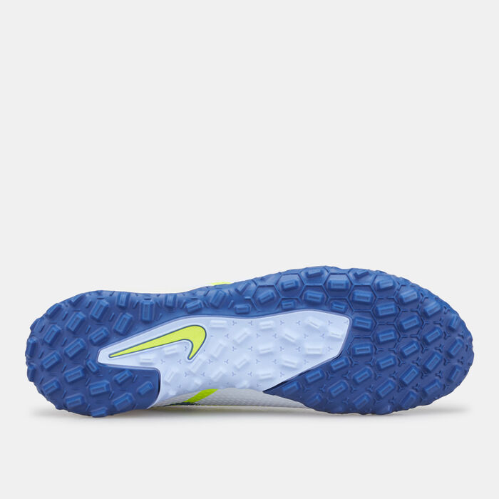 Nike Phantom GT2 Academy Dynamic Fit Turf Ground Football Shoe Grey Nike Phantom GT2 Academy Dynamic Fit Turf Ground Football Shoe Grey image number 4