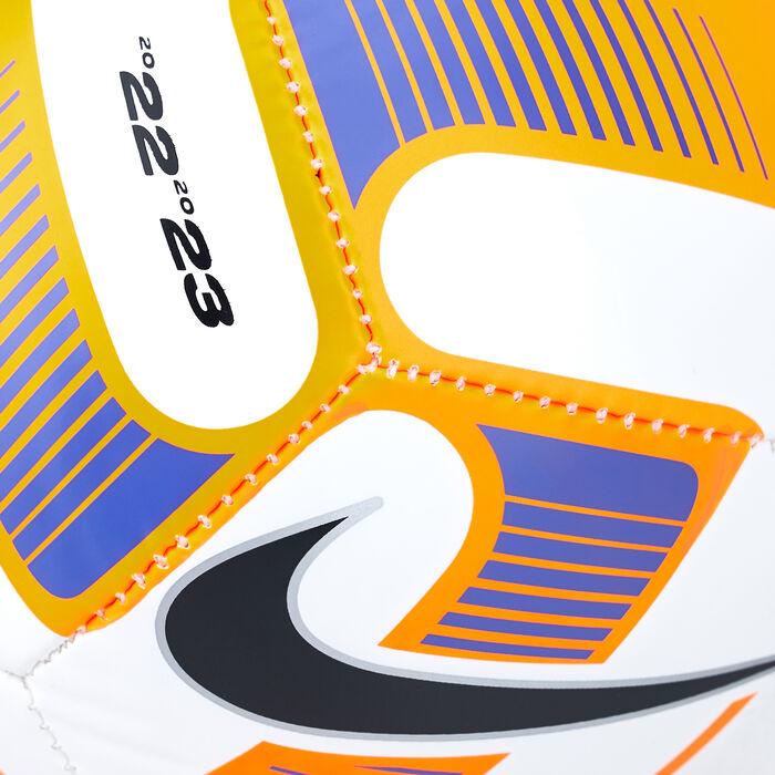 Nike Skills Football White image number 2