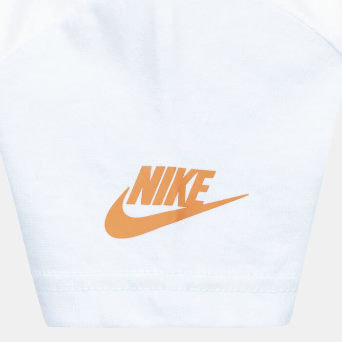 Nike Kids' Sportswear Graphic T-Shirt and Shorts Set Blue Nike Kids' Sportswear Graphic T-Shirt and Shorts Set Blue image number 2