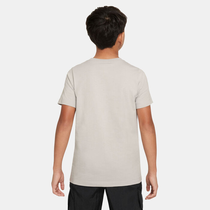 Nike Kids' Sportswear Graphic T-Shirt (Older Kids) Grey Nike Kids' Sportswear Graphic T-Shirt (Older Kids) Grey image number 1