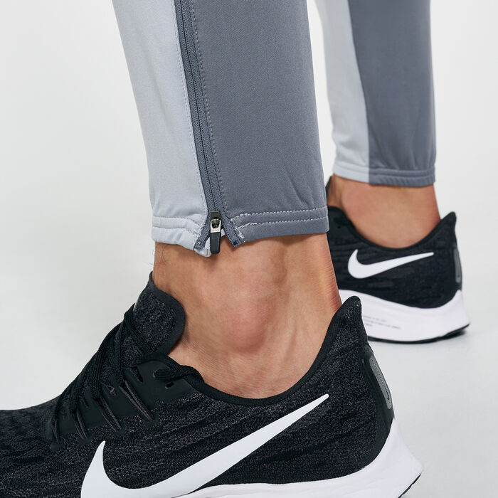 Nike Men's Essential Knit Pants Grey Nike Men's Essential Knit Pants Grey image number 3