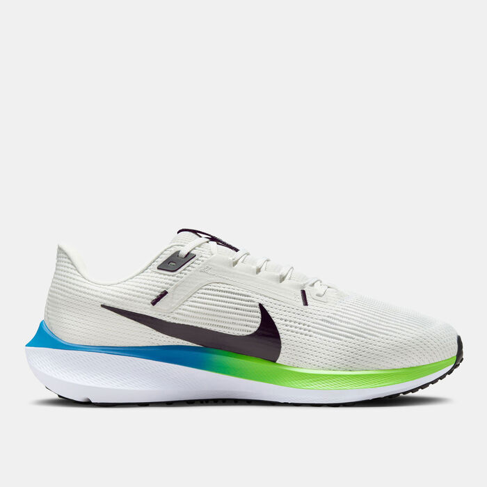 Nike Men's Pegasus 40 Road Running Shoe (Extra Wide) Ivory Nike Men's Pegasus 40 Road Running Shoe (Extra Wide) Ivory image number 1