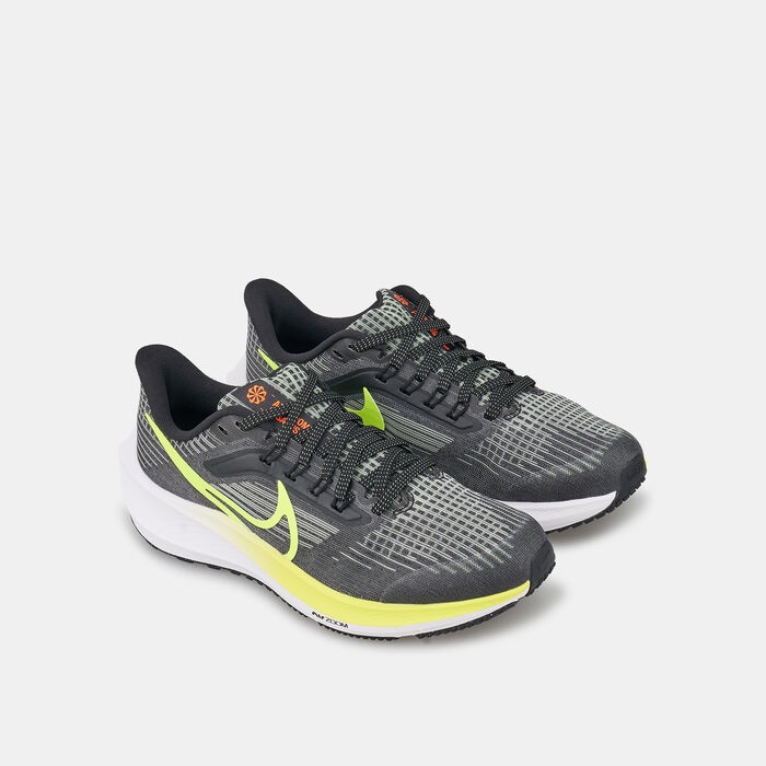 Nike Kids' Air Zoom Pegasus 39 Road Running Shoe (Older Kids) Grey Nike Kids' Air Zoom Pegasus 39 Road Running Shoe (Older Kids) Grey image number 1