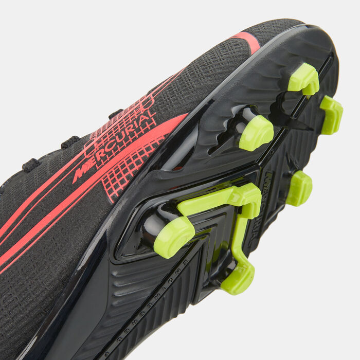 Nike Kids' Vapor 14 Club Multi-Ground Football Shoe (Older Kids) Black image number 4