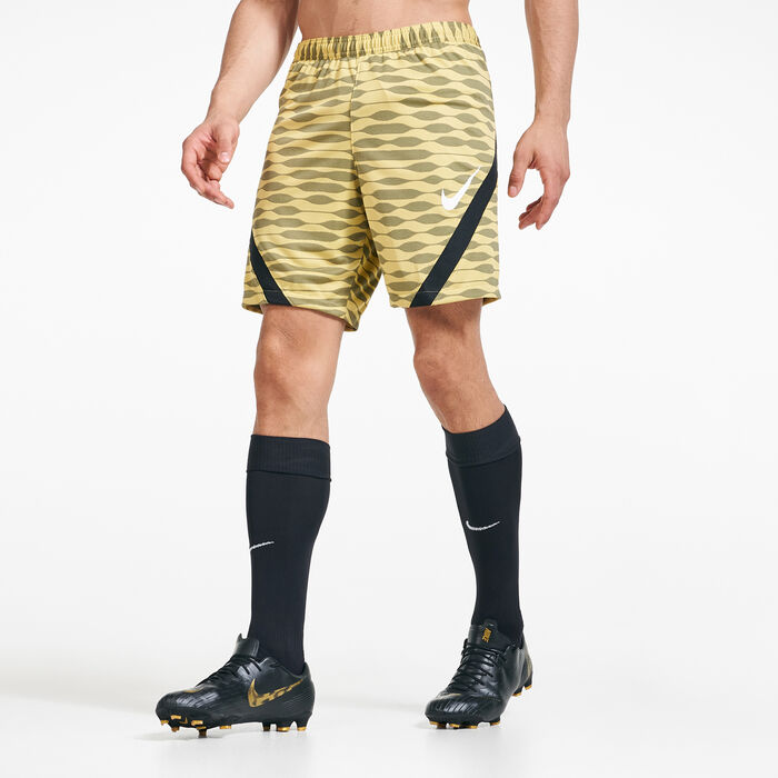 Nike Men's Dri-FIT Strike 21 Shorts yellow Nike Men's Dri-FIT Strike 21 Shorts yellow image number 0