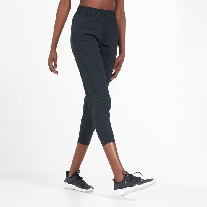Nike Women's Essential 7/8 Running Pants Black Nike Women's Essential 7/8 Running Pants Black image number 0