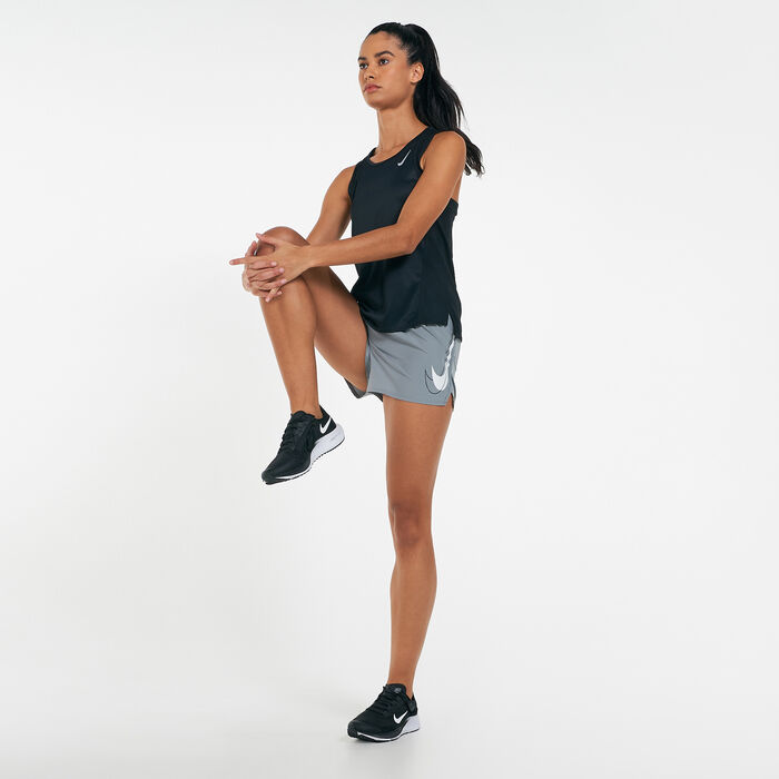 Nike Women's Dri-FIT Race Running Singlet Black Nike Women's Dri-FIT Race Running Singlet Black image number 2