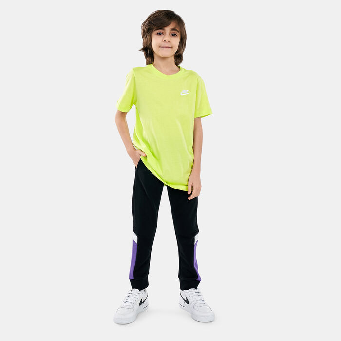 Nike Kids' Sportswear T-Shirt (Older Kids) yellow Nike Kids' Sportswear T-Shirt (Older Kids) yellow image number 2