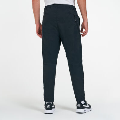 Nike Men's Sportswear Tech Essentials Unlined Commuter Pants Black