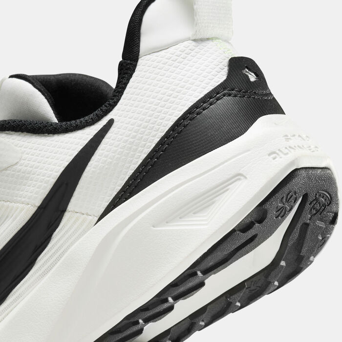 Nike Kids' Star Runner 4 Shoe (Younger Kids) White Nike Kids' Star Runner 4 Shoe (Younger Kids) White image number 5