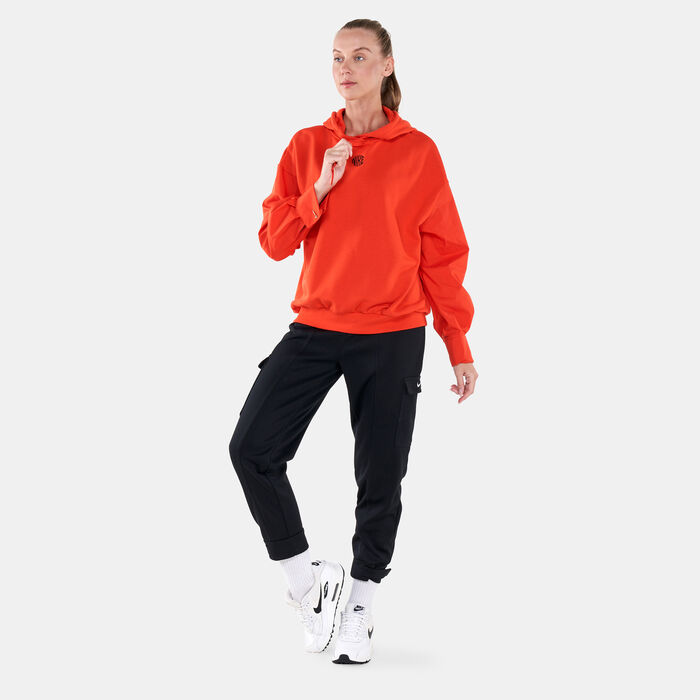 Nike Women's Sportswear Icon Clash Hoodie Red Nike Women's Sportswear Icon Clash Hoodie Red image number 2