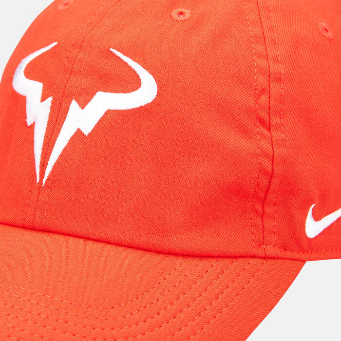 Nike Court AeroBill Rafa Heritage86 Hat Red Nike Court AeroBill Rafa Heritage86 Hat Red image number 2