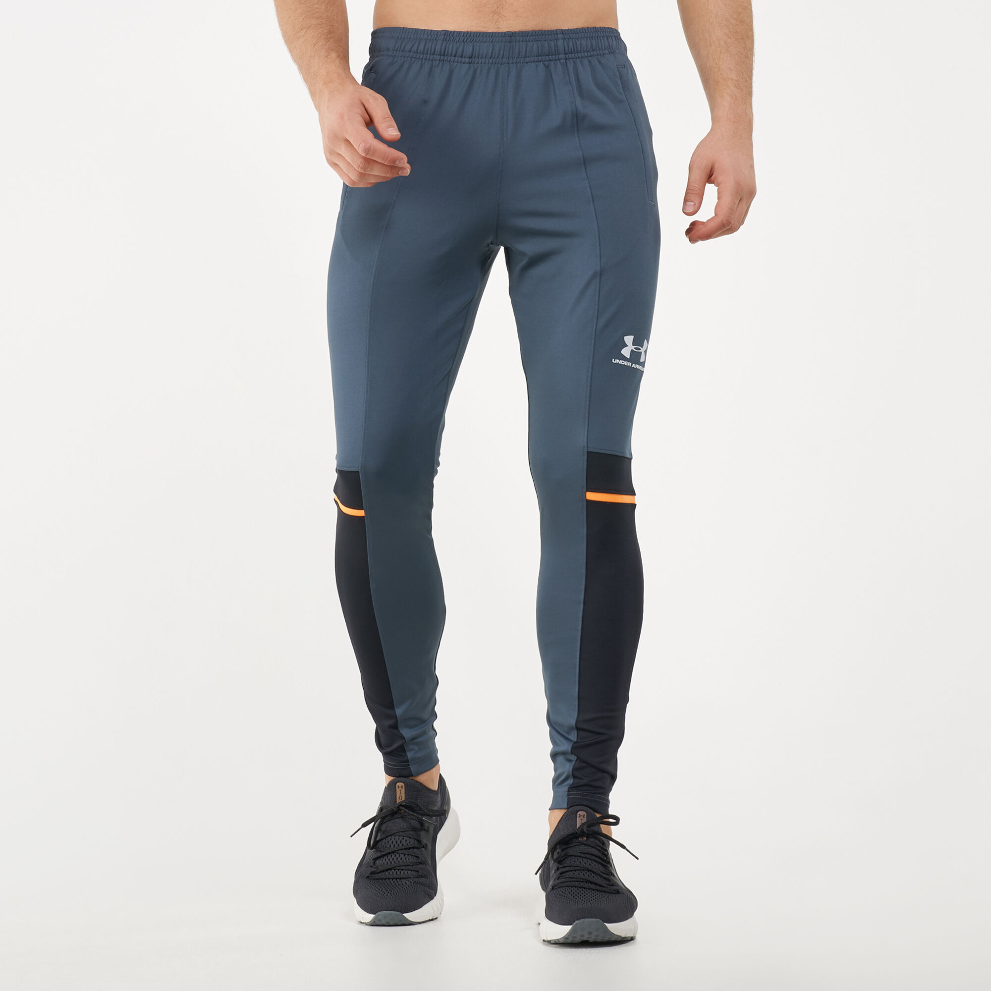 Under armour store challenger 3 joggers