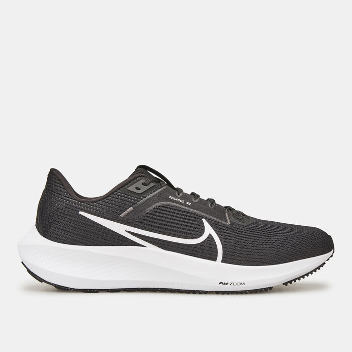 Nike Men's Pegasus 40 Road Running Shoe Black Nike Men's Pegasus 40 Road Running Shoe Black image number 0