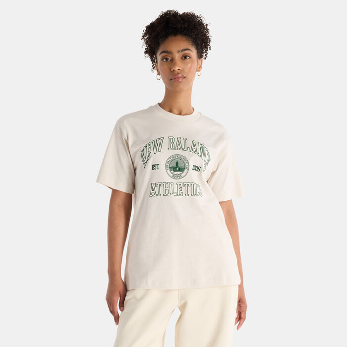 New Balance Women's Athletics Crest T-Shirt Green New Balance Women's Athletics Crest T-Shirt Green image number 0