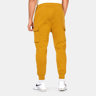 Nike Men's Sports Club Cargo Pants yellow