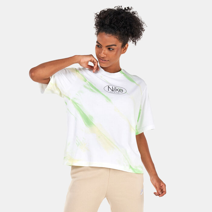 Nike Women's Sportswear Boxy T-Shirt White image number 0