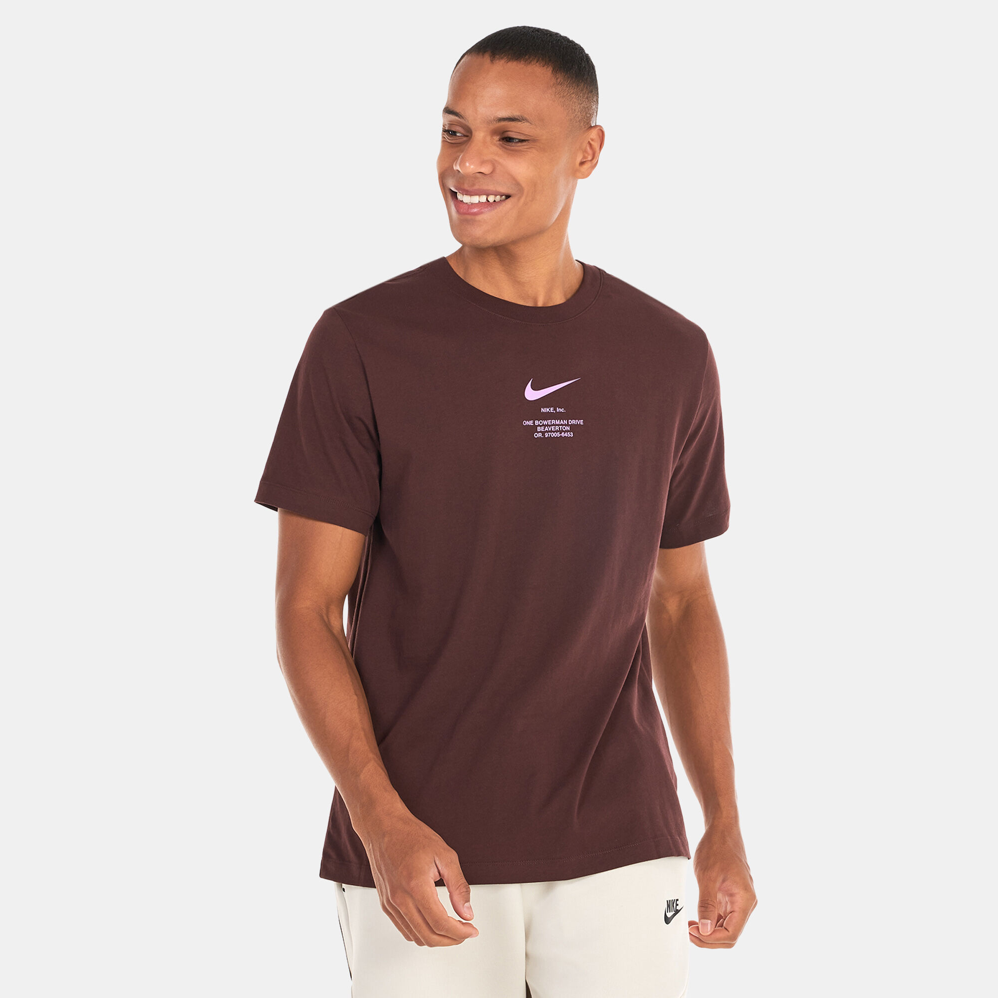 Men s Sportswear Big Swoosh T Shirt Brown Nike in Qatar SSS