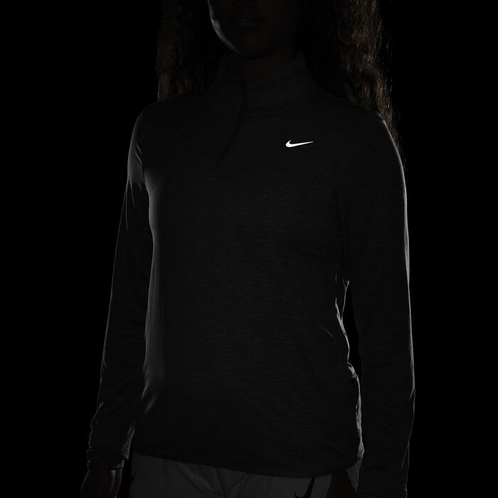 Nike Women's Swift UV Protection 1/4-Zip Running Top Grey Nike Women's Swift UV Protection 1/4-Zip Running Top Grey image number 6