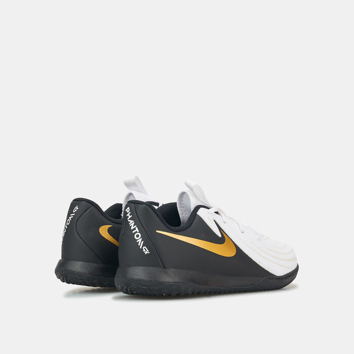 Nike Kids' Phantom GX 2 Academy Indoor Court Football Shoes (Younger Kids) White Nike Kids' Phantom GX 2 Academy Indoor Court Football Shoes (Younger Kids) White image number 2