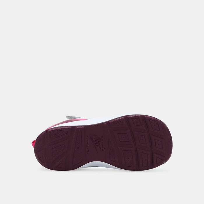 Nike Kids' WearAllDay Shoe (Baby and Toddler) White image number 3