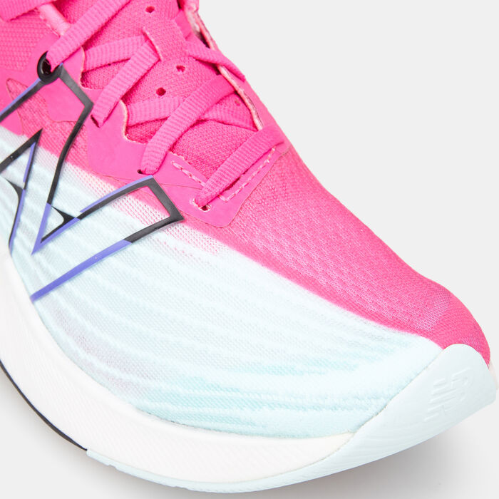 New Balance Women's FuelCell Rebel V2 Shoe Pink New Balance Women's FuelCell Rebel V2 Shoe Pink image number 4