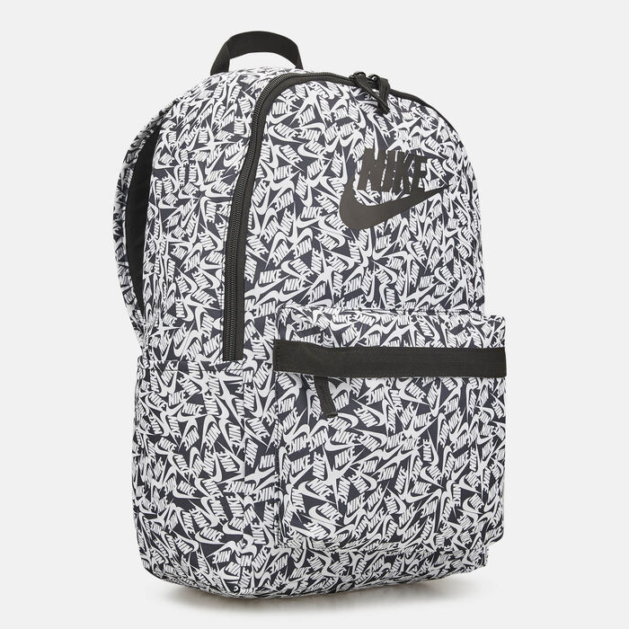 Nike Men's Heritage Printed Backpack Grey Nike Men's Heritage Printed Backpack Grey image number 2
