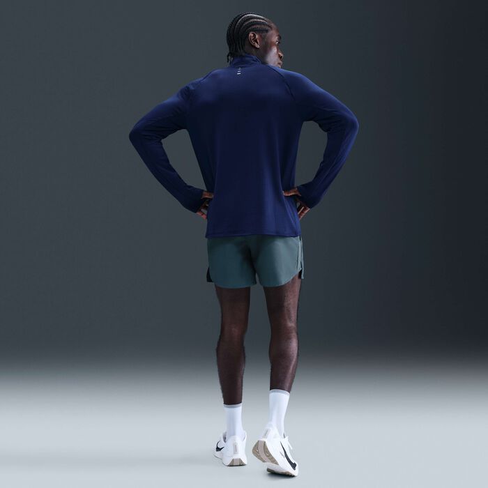 Nike Men's Stride Therma-FIT Winterized Running Top Blue image number 4