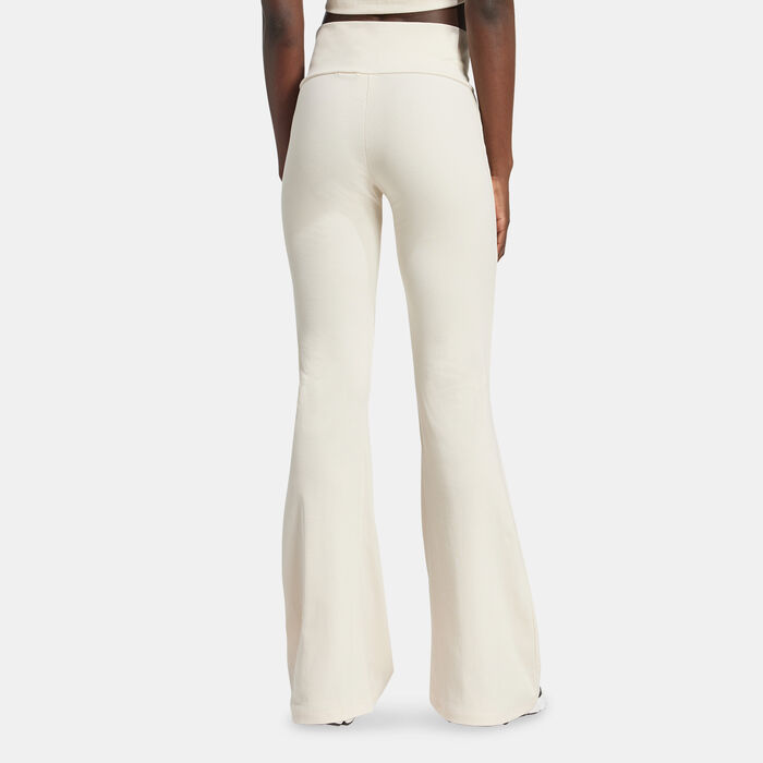 adidas Originals Women's Essentials Flared Leggings Beige adidas Originals Women's Essentials Flared Leggings Beige image number 1