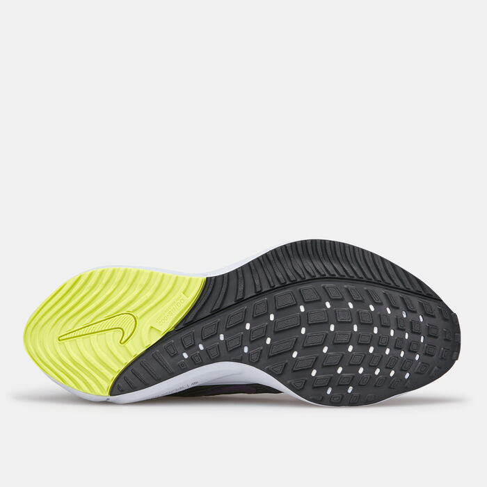 Nike Women's Air Zoom Vomero 15 Shoe Black Nike Women's Air Zoom Vomero 15 Shoe Black image number 3