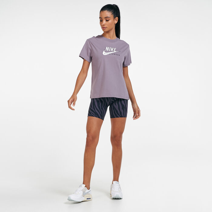Nike Women's Sportswear Heritage T-Shirt Purple Nike Women's Sportswear Heritage T-Shirt Purple image number 2