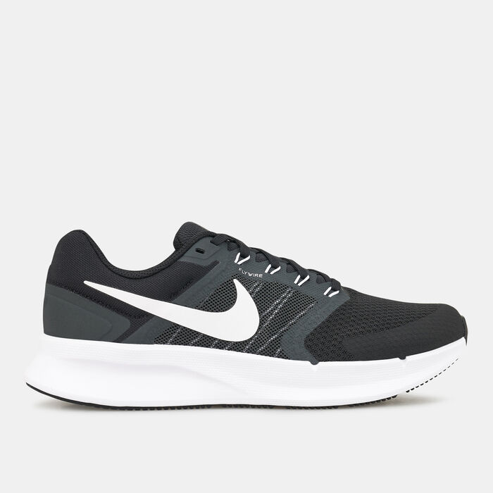 Nike Women's Run Swift 3 Road Running Shoe Black Nike Women's Run Swift 3 Road Running Shoe Black image number 0