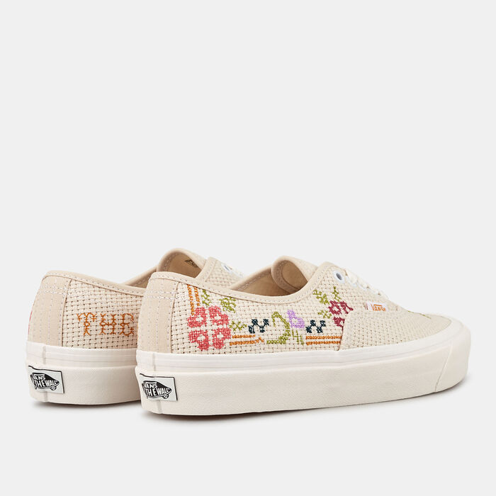 Vans Authentic 44 DX Unisex Shoe White Vans Authentic 44 DX Unisex Shoe White image number 2