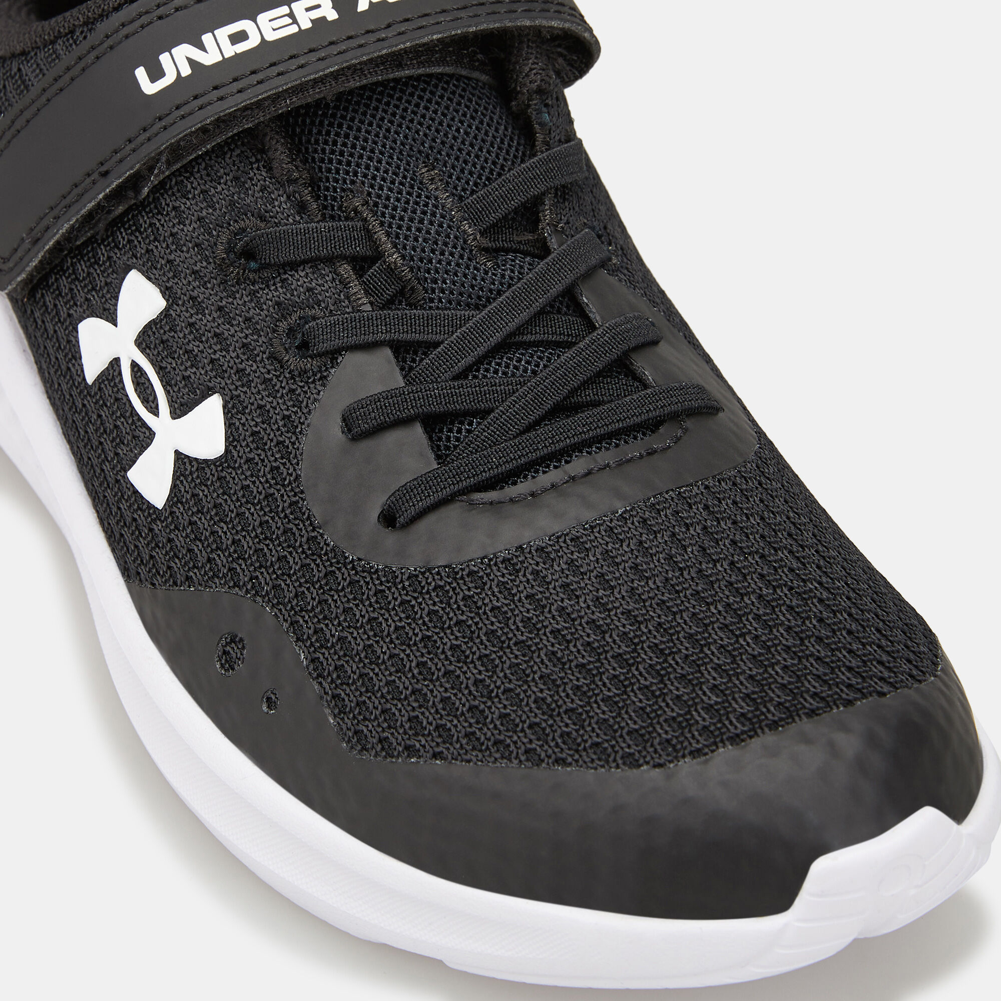 Under armour pursuit boys 2025