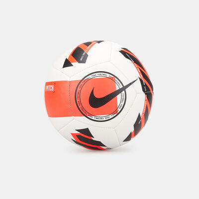 Nike Pitch Football White