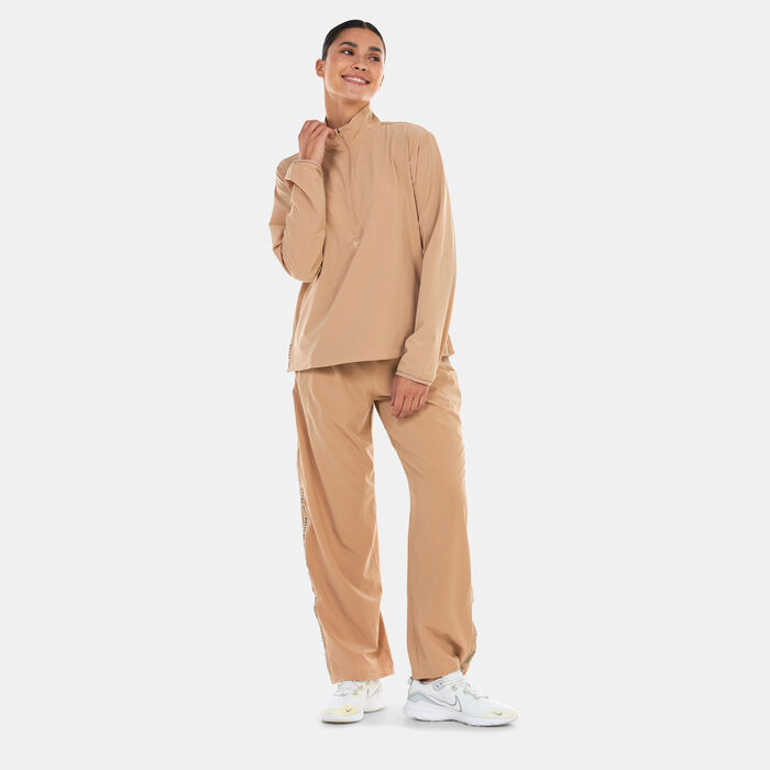 Nike Women's Dri-FIT 1/2-Zip Running Jacket Beige Nike Women's Dri-FIT 1/2-Zip Running Jacket Beige image number 2